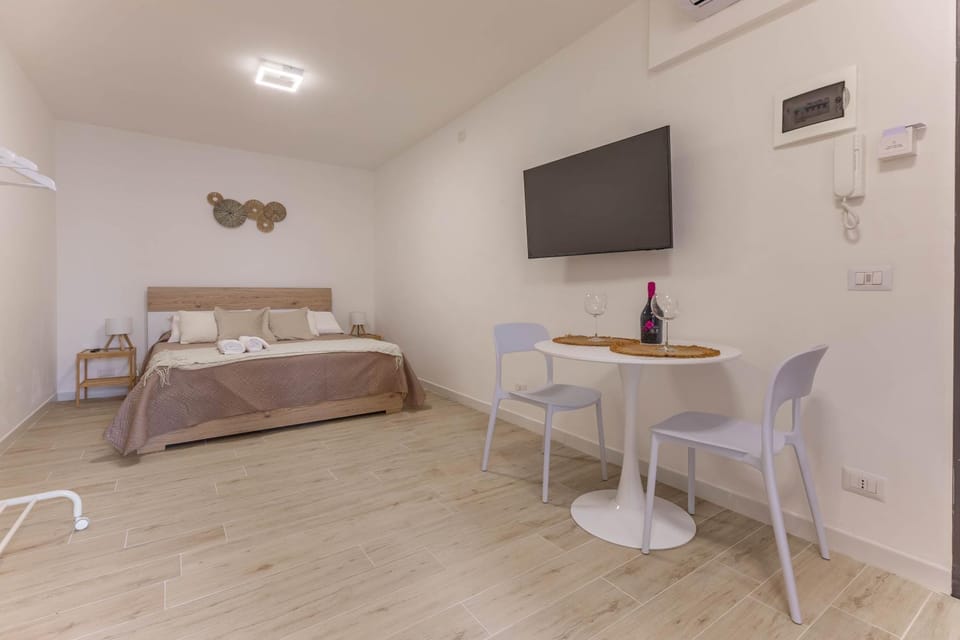 4 Twins - Central Room Apartment in Bari
