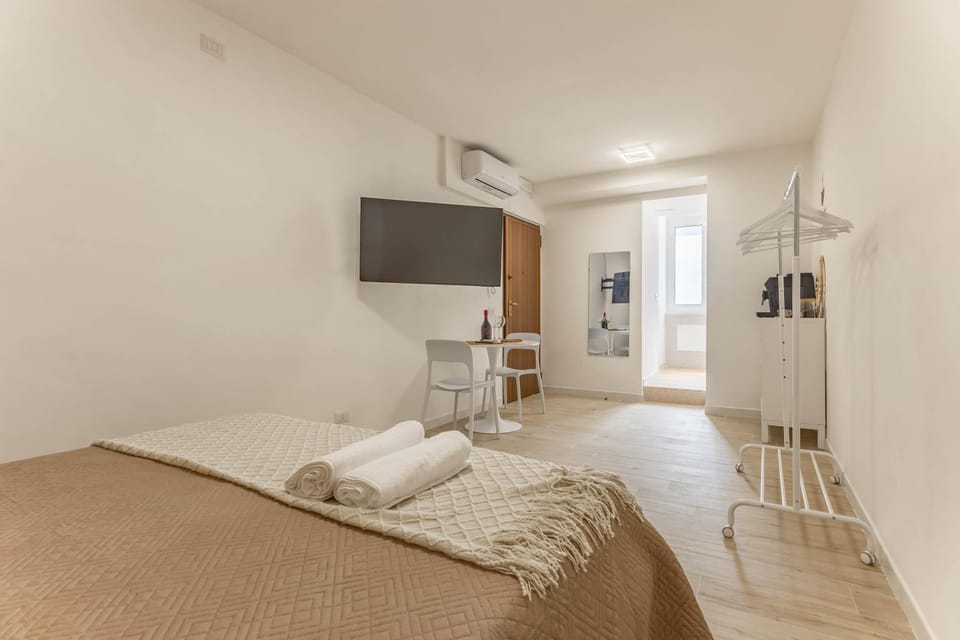 4 Twins - Central Room Apartment in Bari