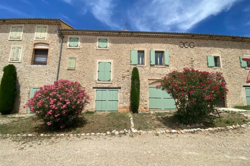 04B9 Beautiful T3 in the heart of lavender - pool Apartment in Valensole