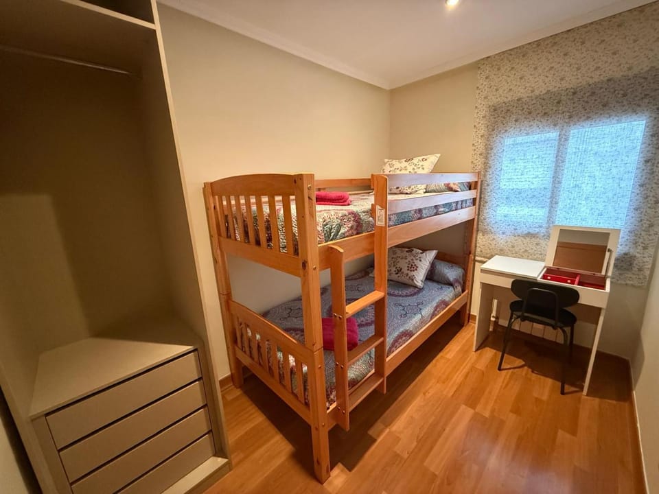 Bonito piso de 4 habitaciones- Port Aventura Apartment in Tarragonès