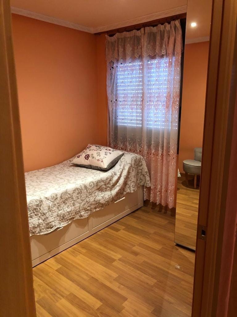 Bonito piso de 4 habitaciones- Port Aventura Apartment in Tarragonès