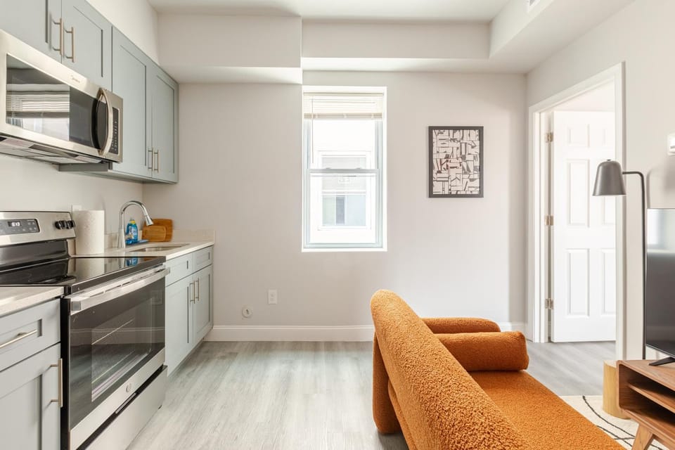 Kitchen or kitchenette, Living room, Seating area, dishwasher, stove