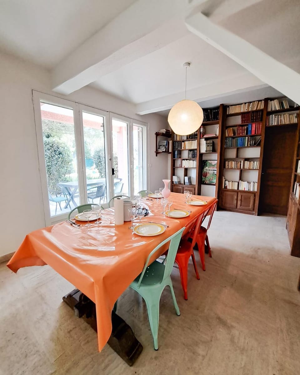 Library, Dining area