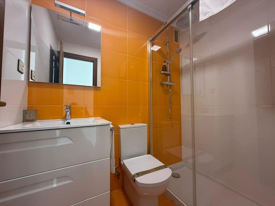 Shower, Bathroom