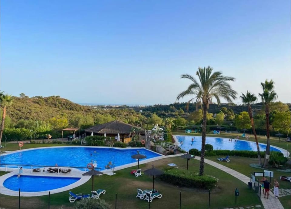 Modern apartment in a magnificent mountain resort Apartment in Costa del Sol