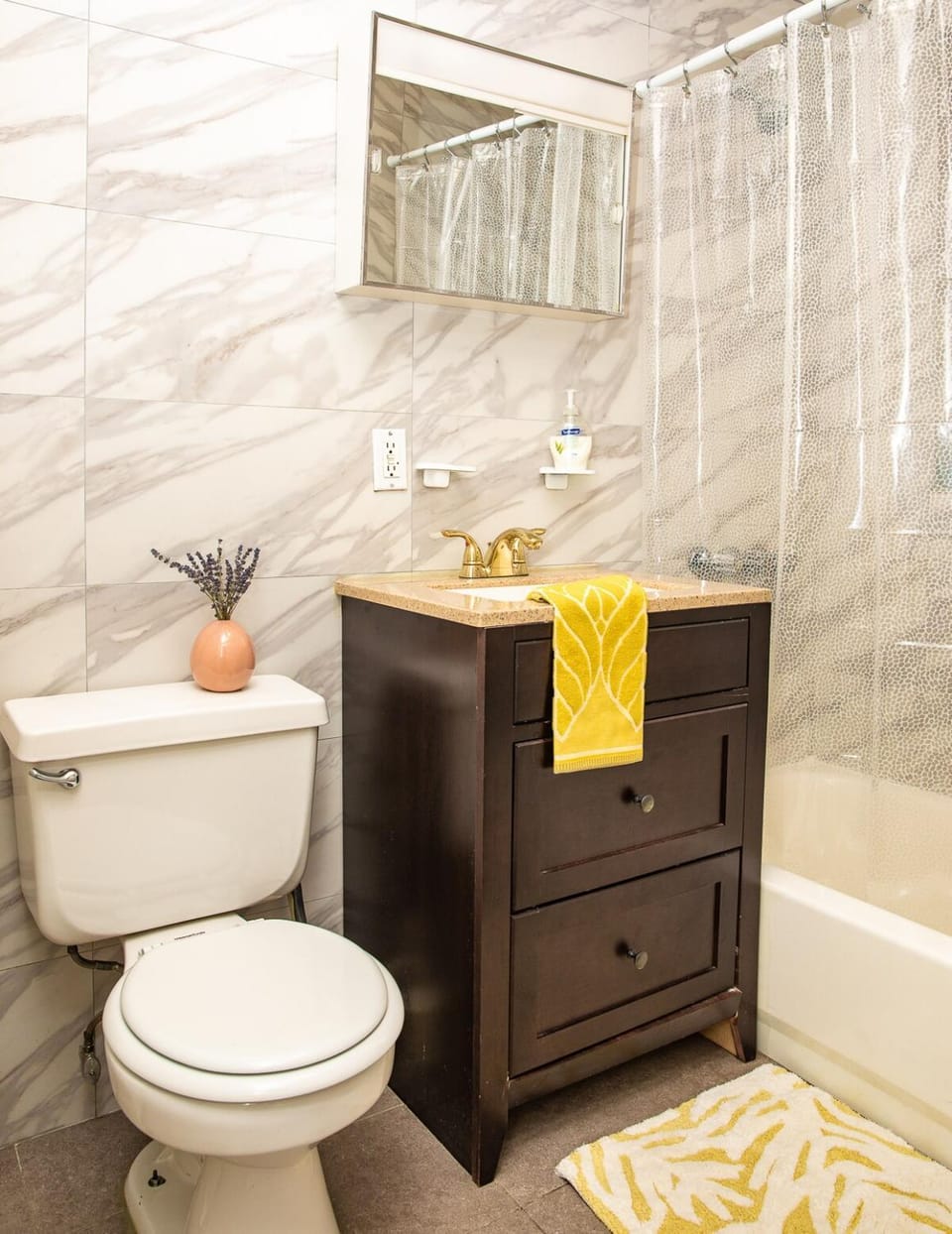 3BR Loft! Mins to Time Square!, June to Aug 90 days stay required Apartment in Midtown