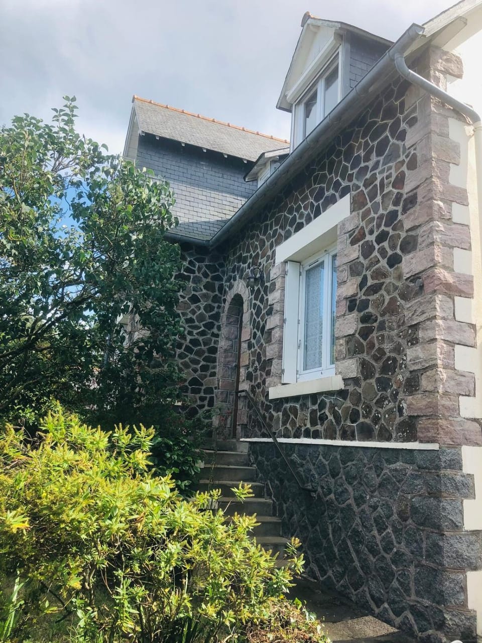 Property building, Day