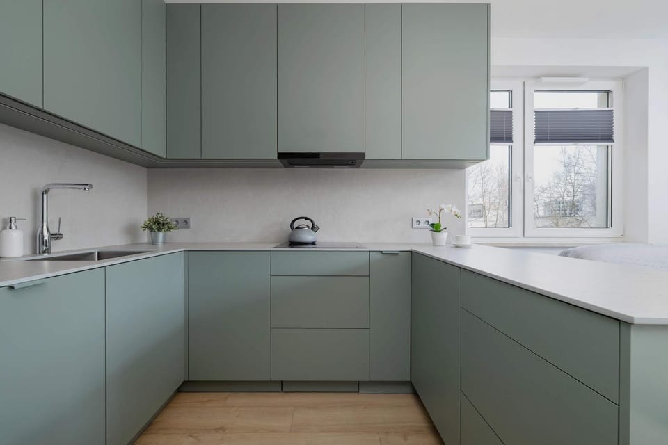 Kitchen or kitchenette