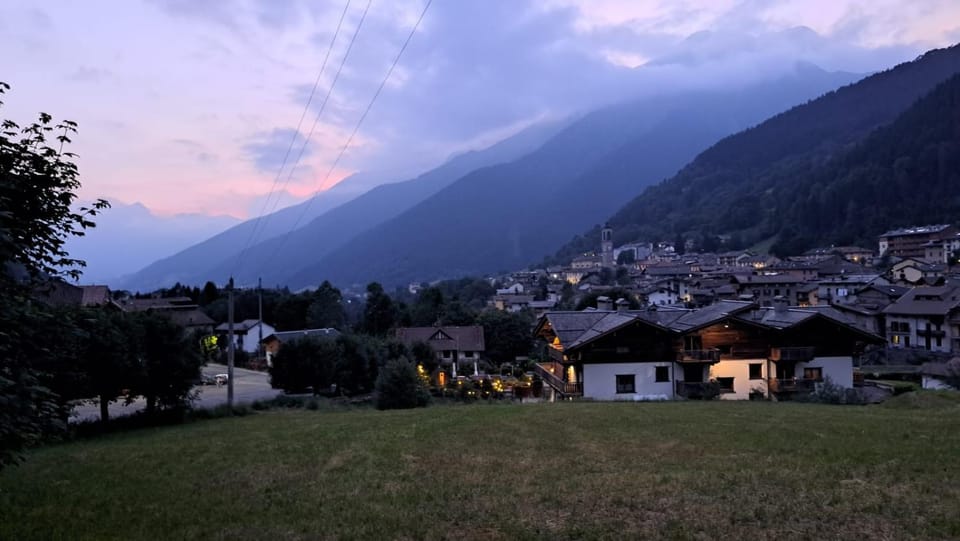 BLACK DOLOMYTE Apartment Apartment in Province of Brescia
