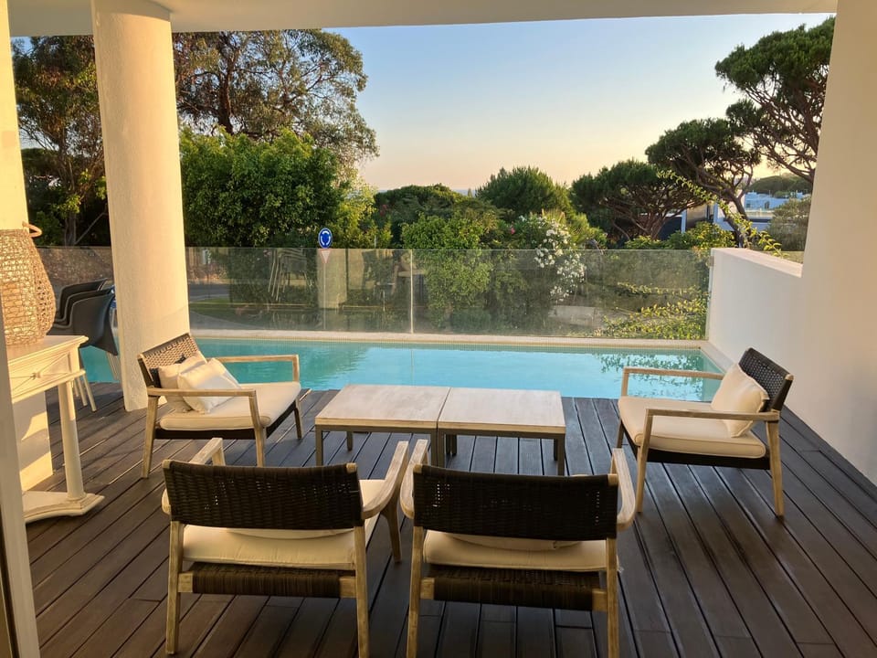 View (from property/room), Balcony/Terrace, Pool view