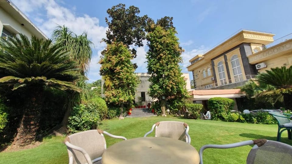 Magnolia Boutique House Bed and Breakfast in Islamabad