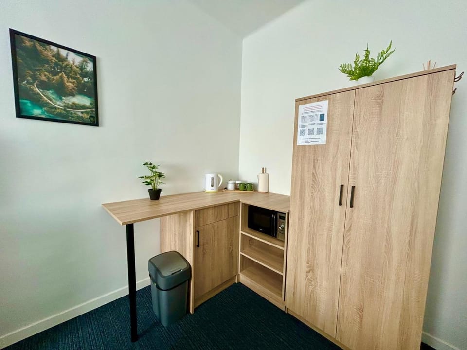 Kitchen or kitchenette, wardrobe