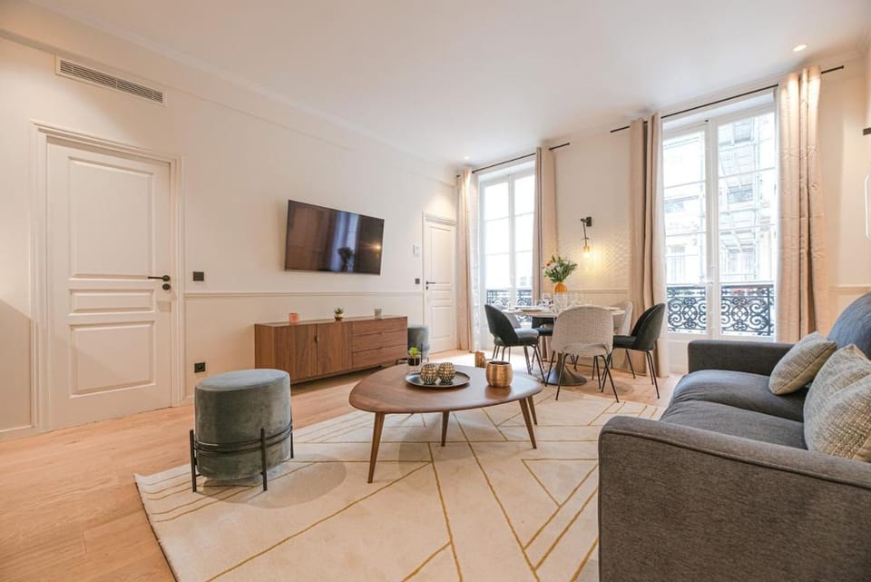 Luxury Central 3 Bedrooms Flat - Grands Boulevards Apartment in Paris