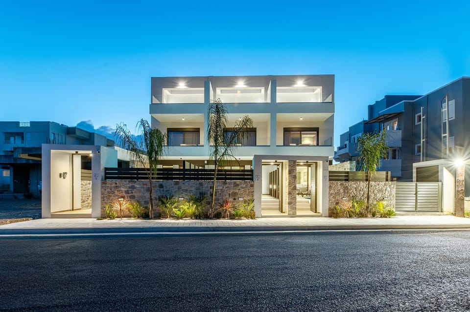 Property building, Street view