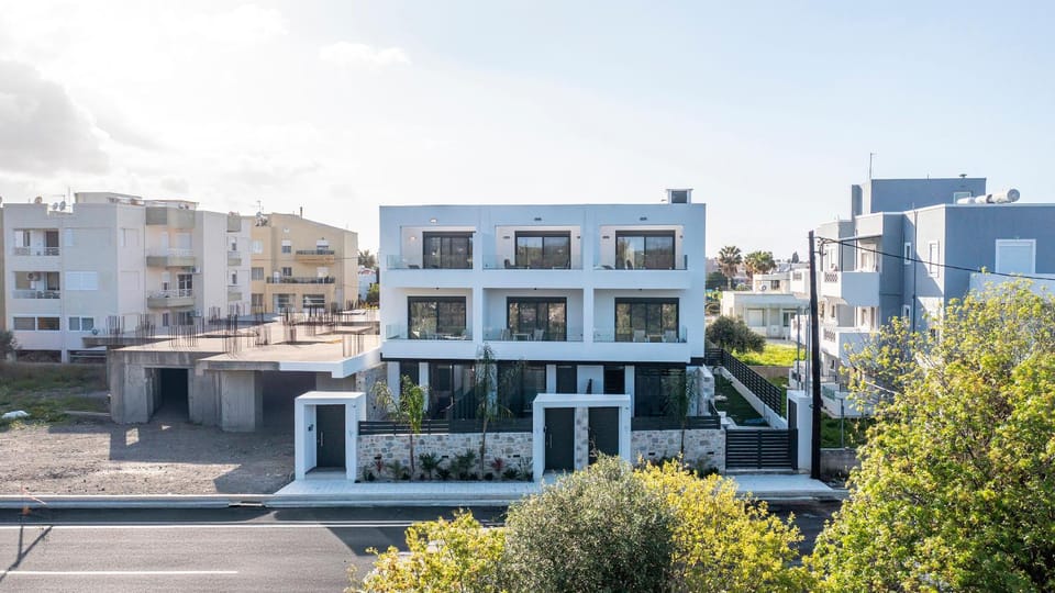 Property building, Day, City view, Street view