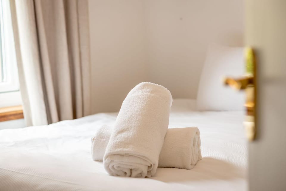 Bed, Photo of the whole room, Bedroom, towels