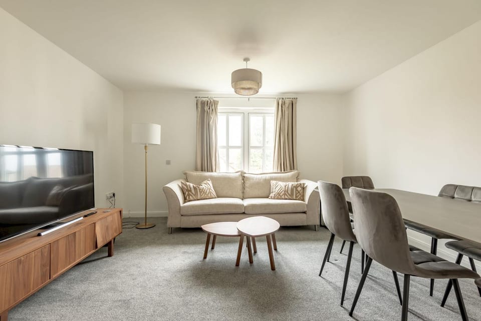 Communal lounge/ TV room, Living room