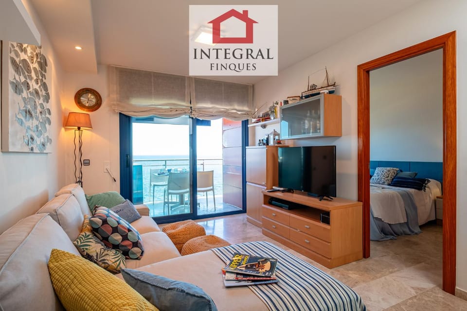 TV and multimedia, Balcony/Terrace, Living room, Photo of the whole room