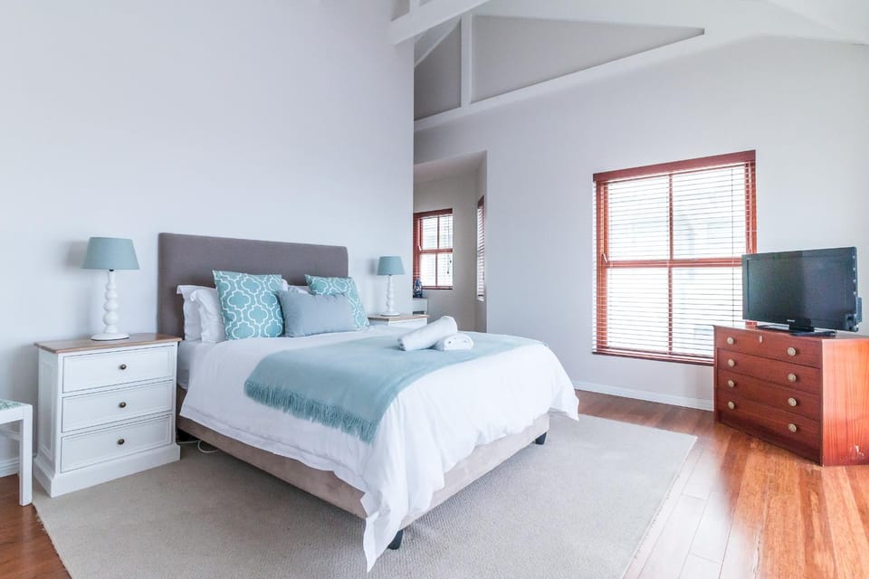 Balcony/Terrace, Photo of the whole room, Bedroom