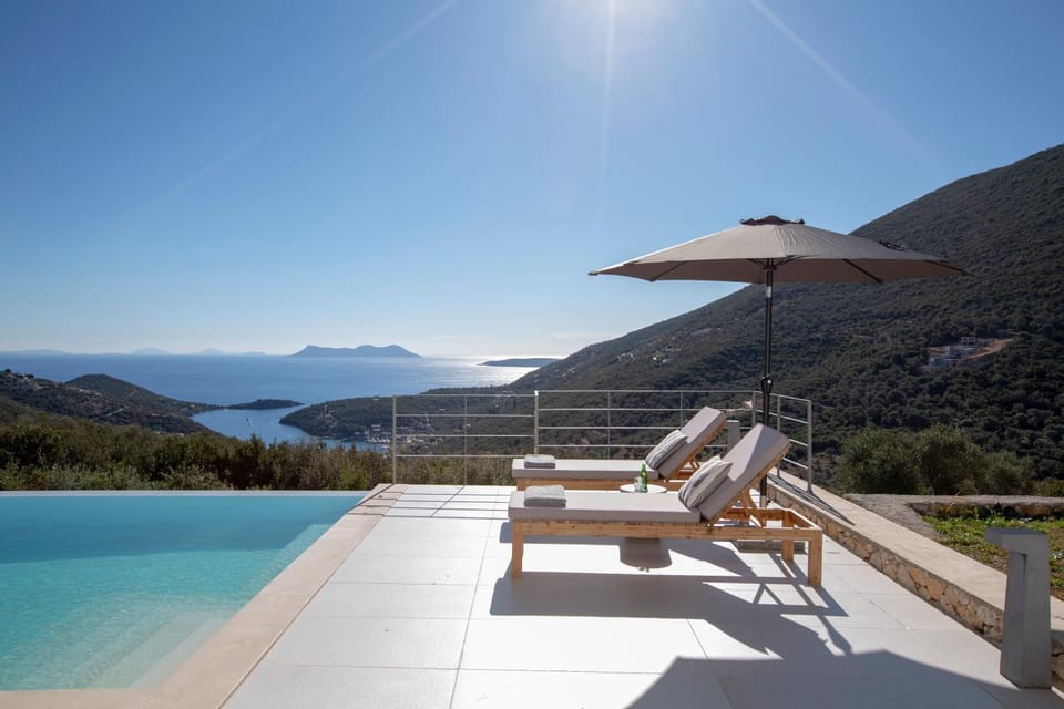 Natural landscape, Pool view, Sea view, Swimming pool, sunbed