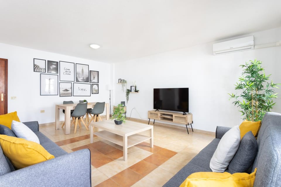 Home2Book Stylish Apt, near Los Cristianos Beach Apartment in Los Cristianos