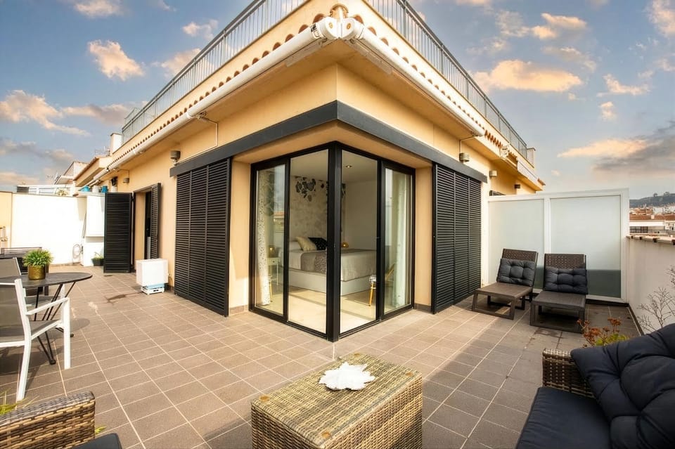Sunset Penthouse Apartment in Sitges