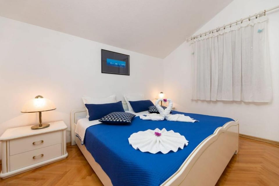 Apartman Dinko Apartment in Bol