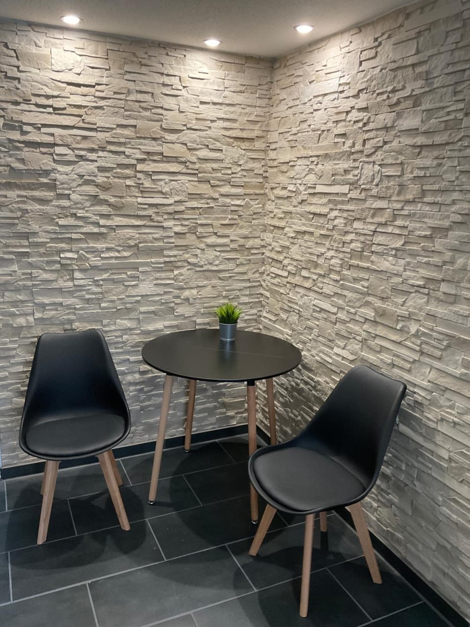Seating area, Dining area