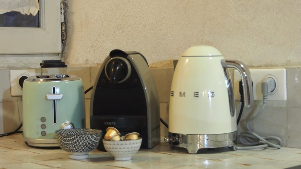 Coffee/tea facilities