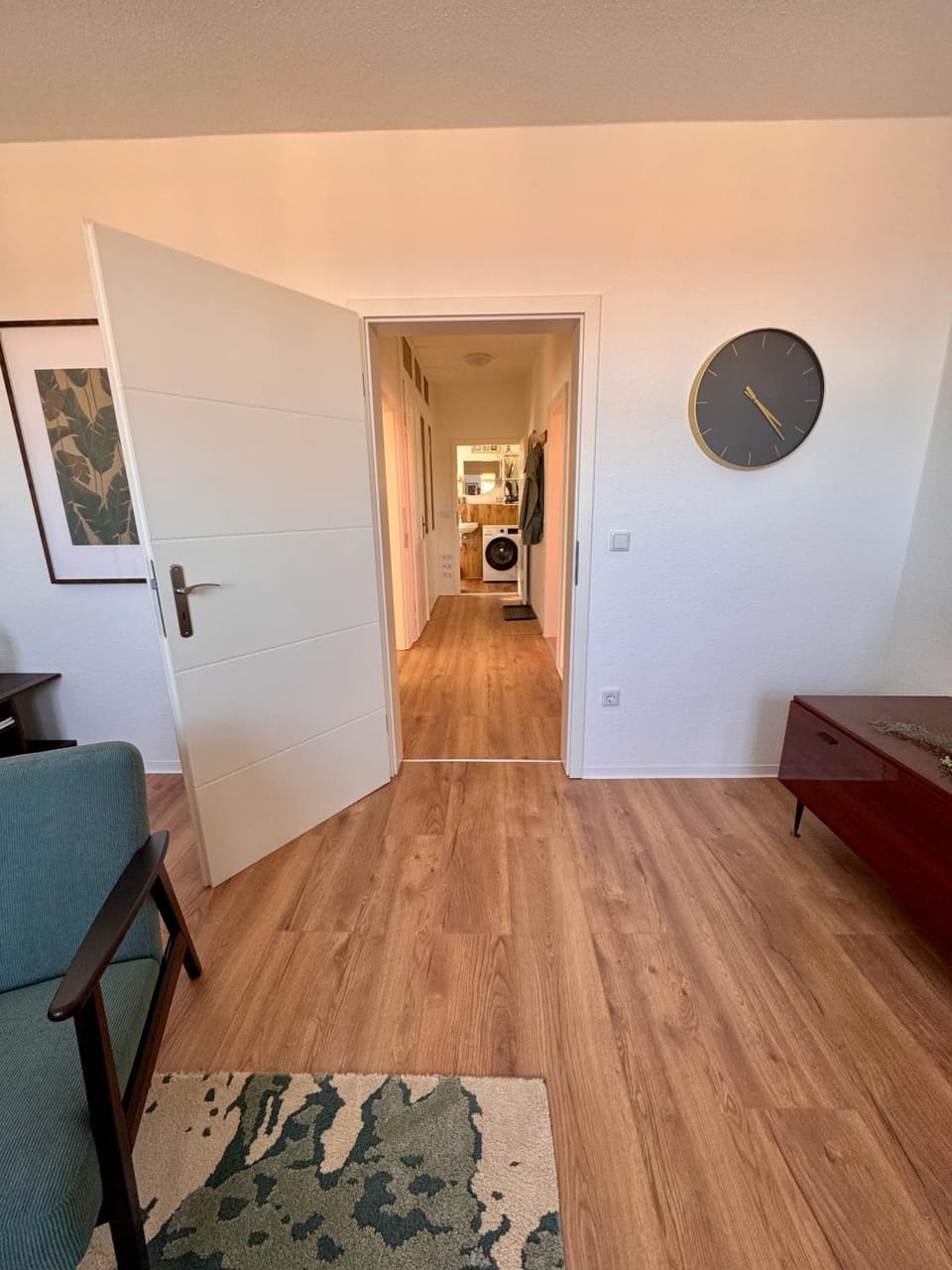 Bathroom, Living room