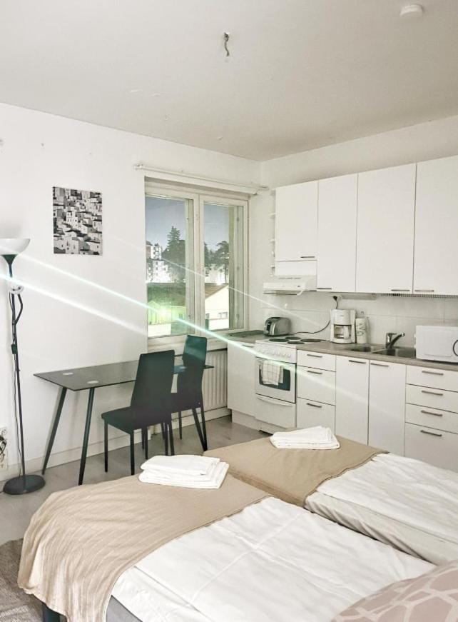 Kotimaailma - studio Jokiniemi Apartment in Helsinki