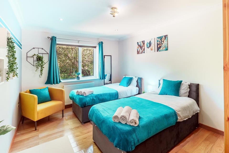 Balcony/Terrace, Bedroom, wardrobe