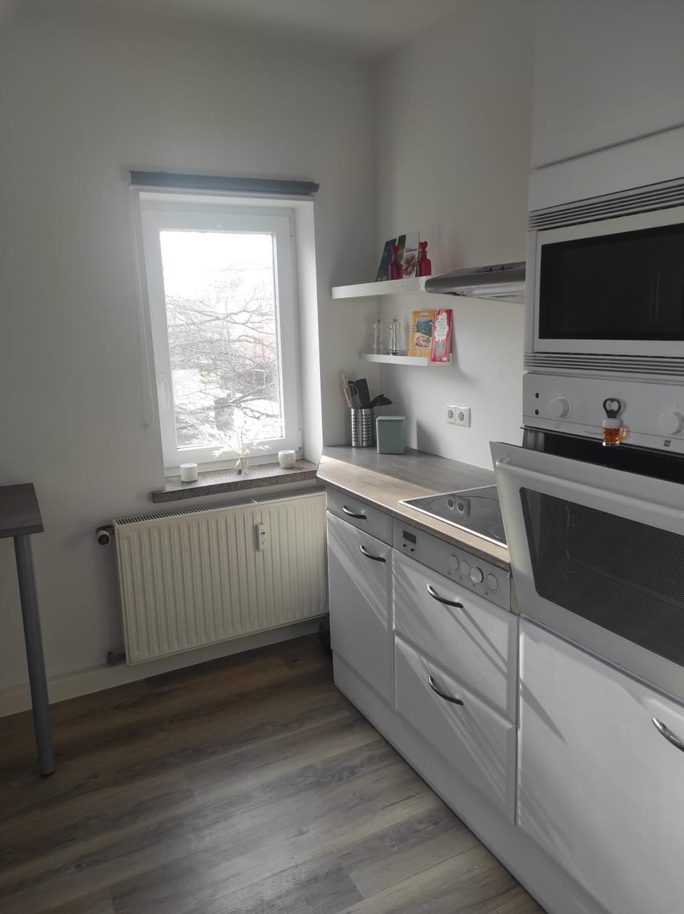 Kitchen or kitchenette, Living room