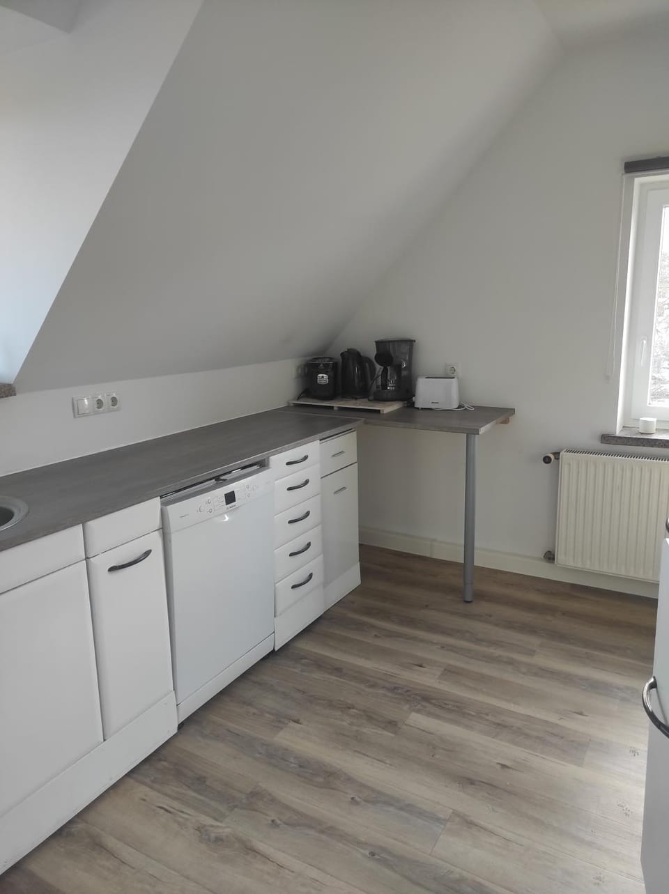 Property building, Kitchen or kitchenette, Living room