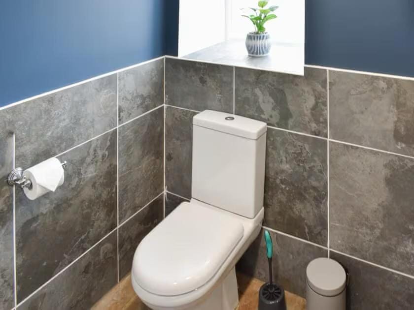 Riverview Cottage at Lido Leisure Park House in Borough of Harrogate
