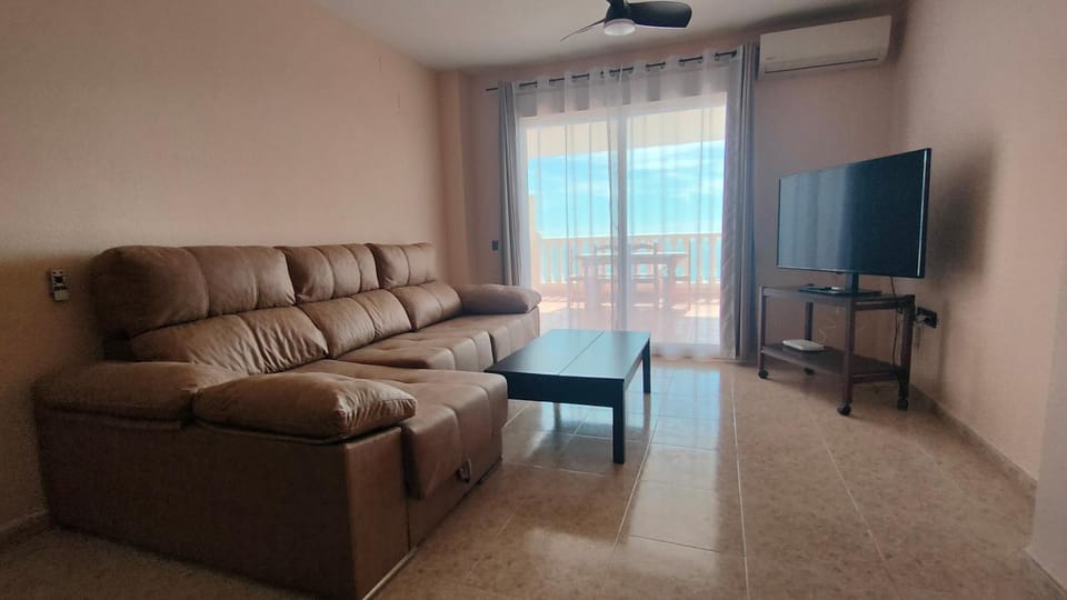 Living room, Sea view