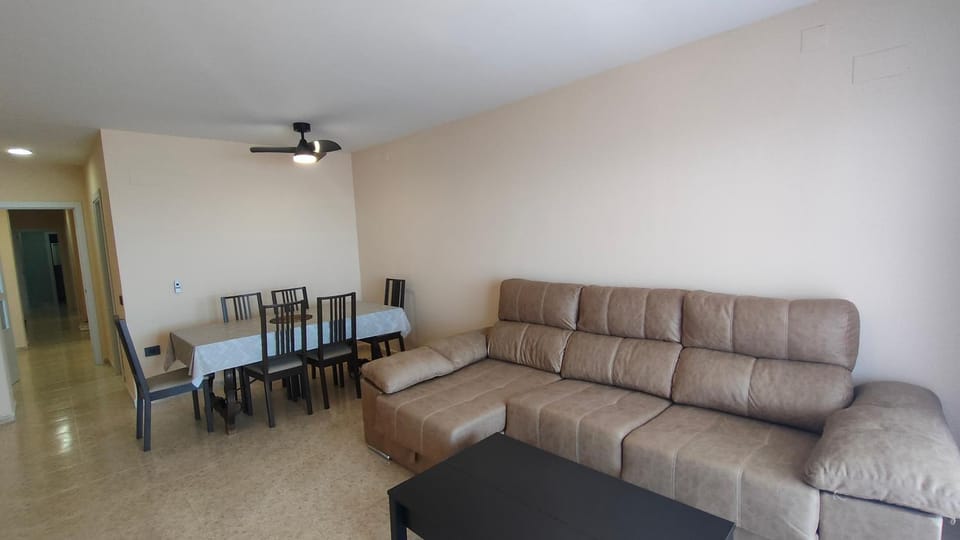 Living room, Dining area, air conditioner