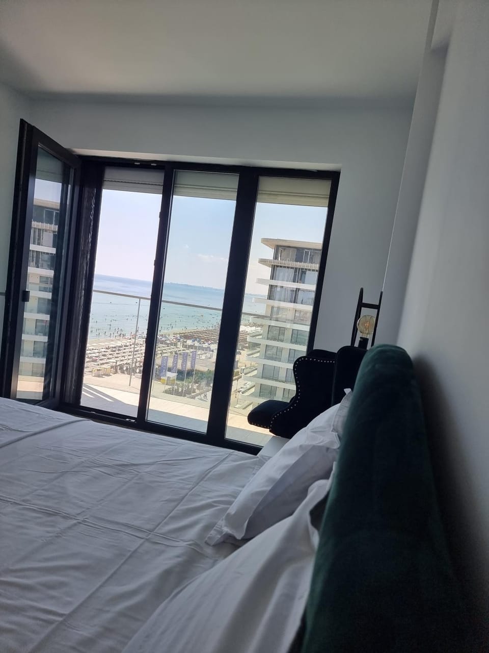 Queen Of the Sea- Endless Summer Mamaia Nord Apartaments Apartment in Constanța County