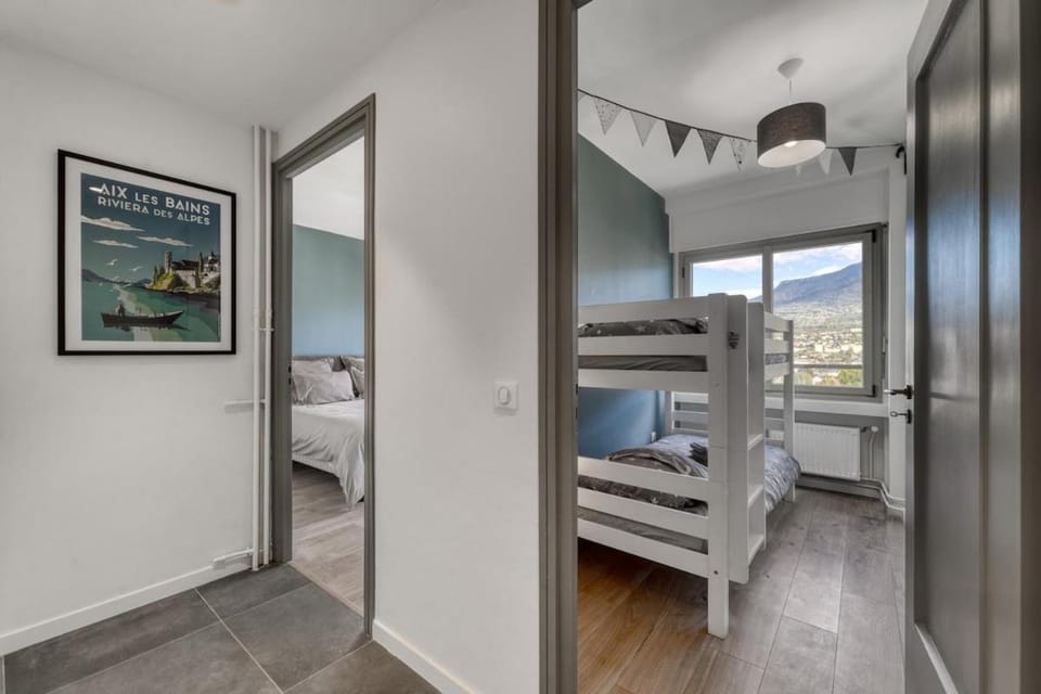 Appartement avec vue panoramique sur le Lac du Bourget Apartment in Aix-les-Bains