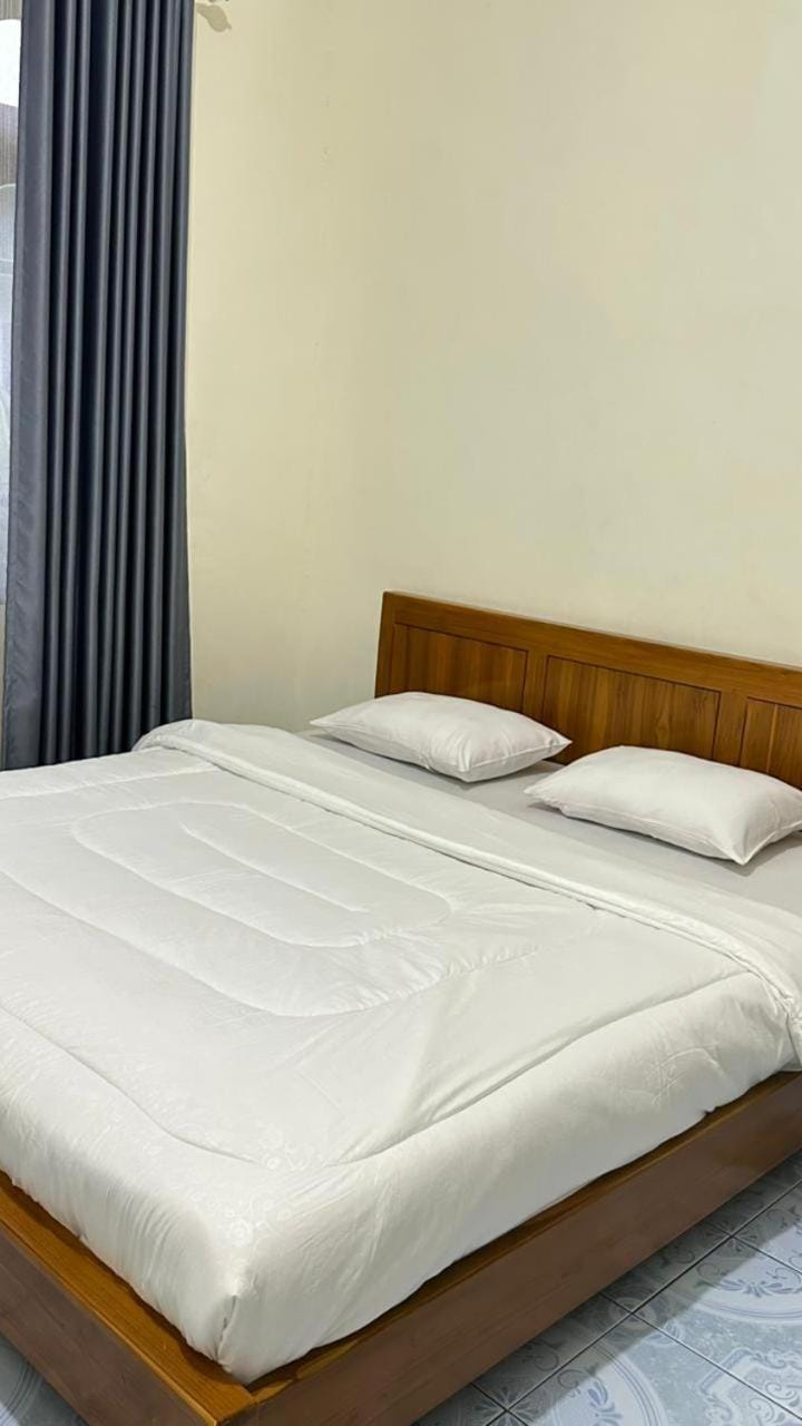 Cendana Guesthouse-Labuan Bajo Bed and Breakfast in Indonesia