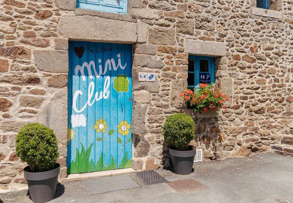 Kids's club