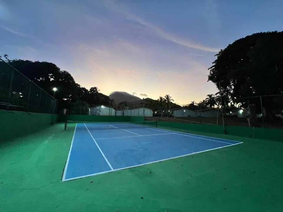 Tennis court