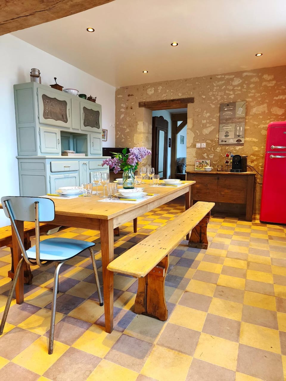 Kitchen or kitchenette, Dining area, dishwasher, pet friendly, stove