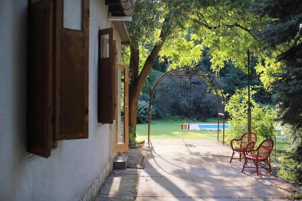 Spring, Day, Natural landscape, Garden, Pool view