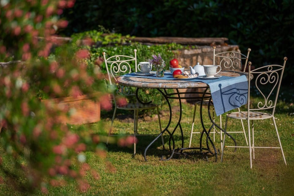 Garden, Food and drinks, Drinks