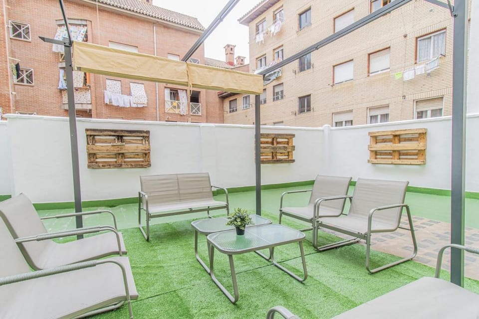 Patio, Seating area