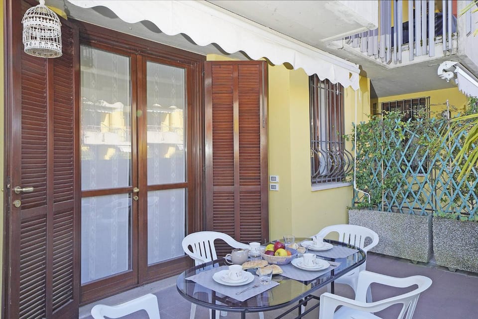 Patio, Garden, Garden view