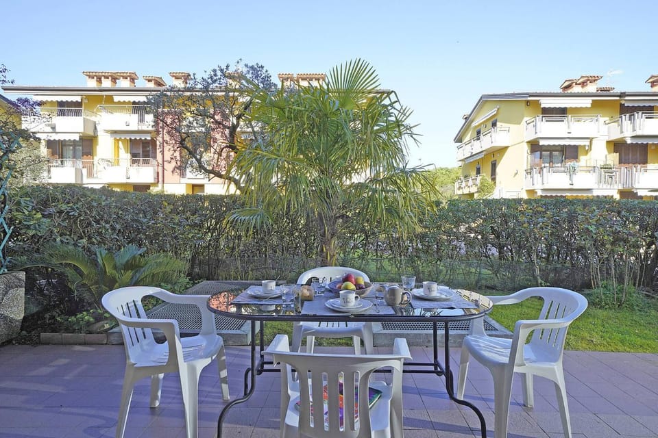 Patio, Garden, Garden view