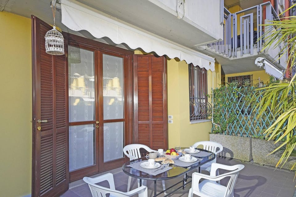 Patio, Garden, Garden view