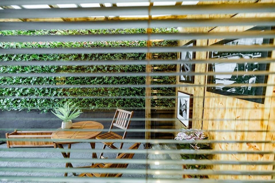 View (from property/room), Balcony/Terrace, Seating area